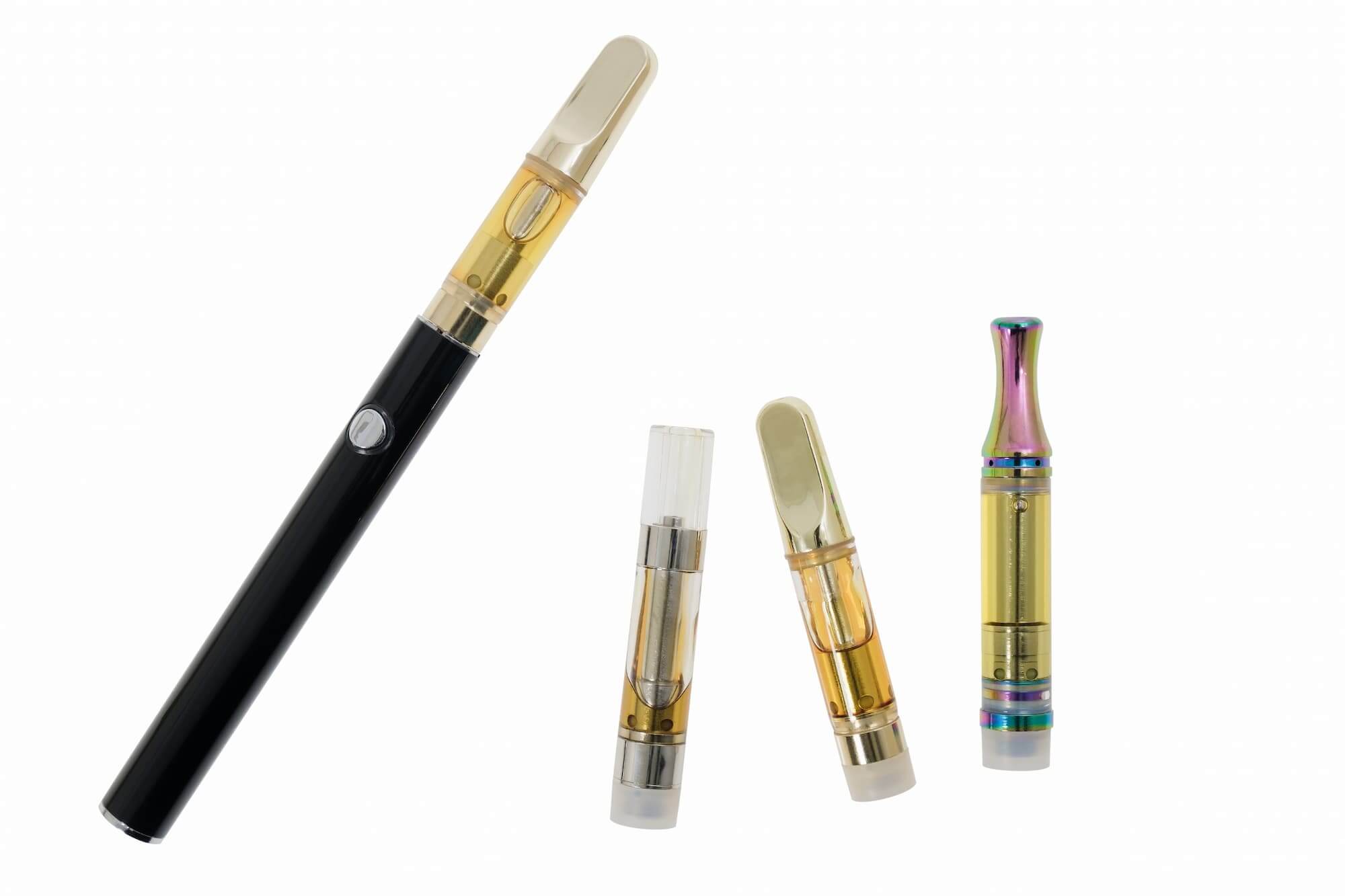 Different 510 vape cartridge with vape pen